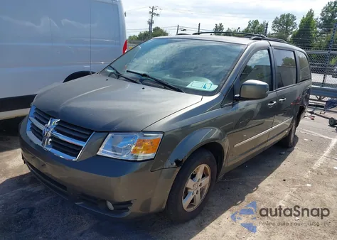2010 Dodge Grand Caravan Sxt z USA, uszkodzony, nr VIN 2D4RN5D17AR317020